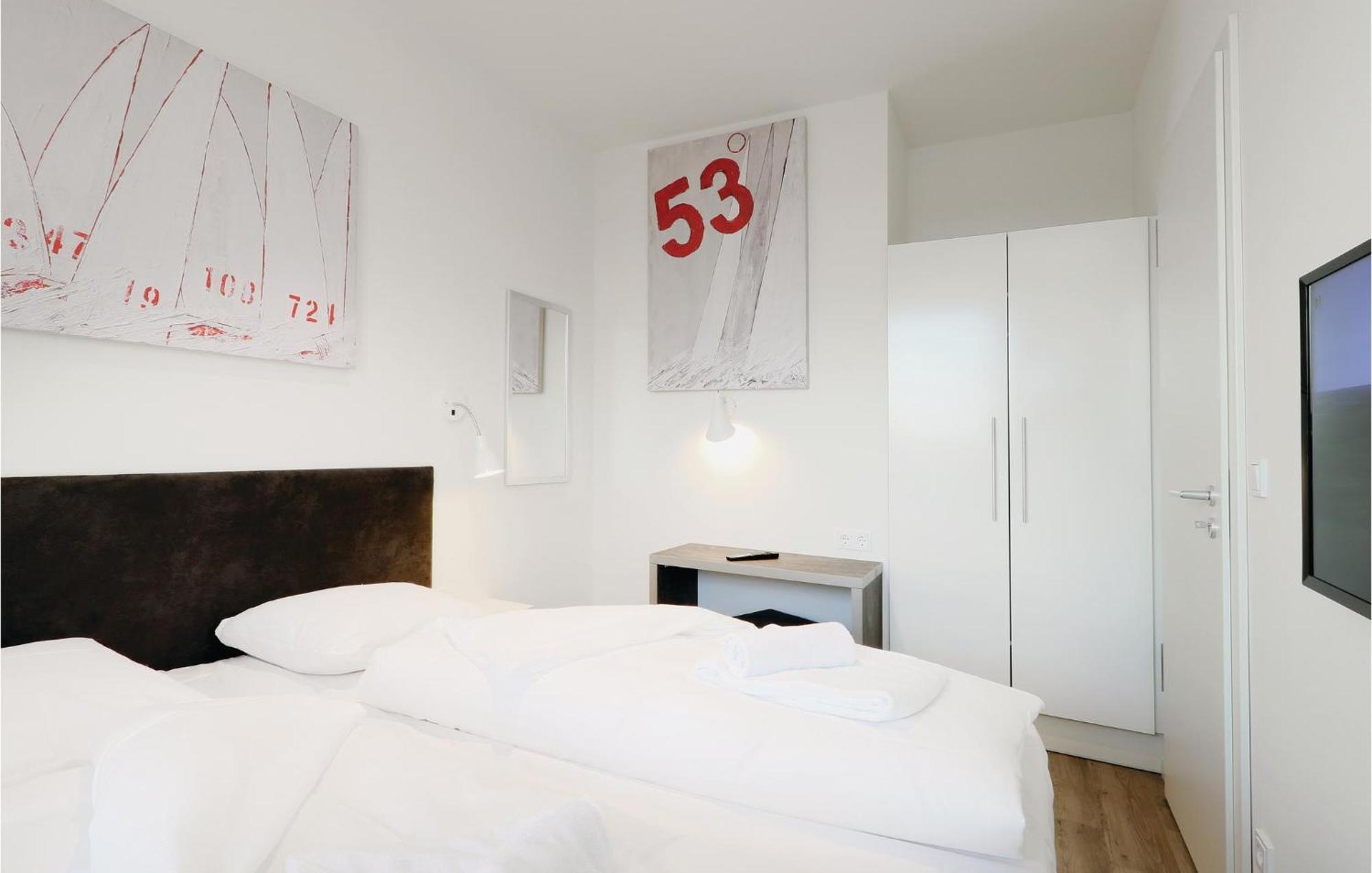 Cozy Apartment In Luebeck Travemuende With Sauna ภายนอก รูปภาพ