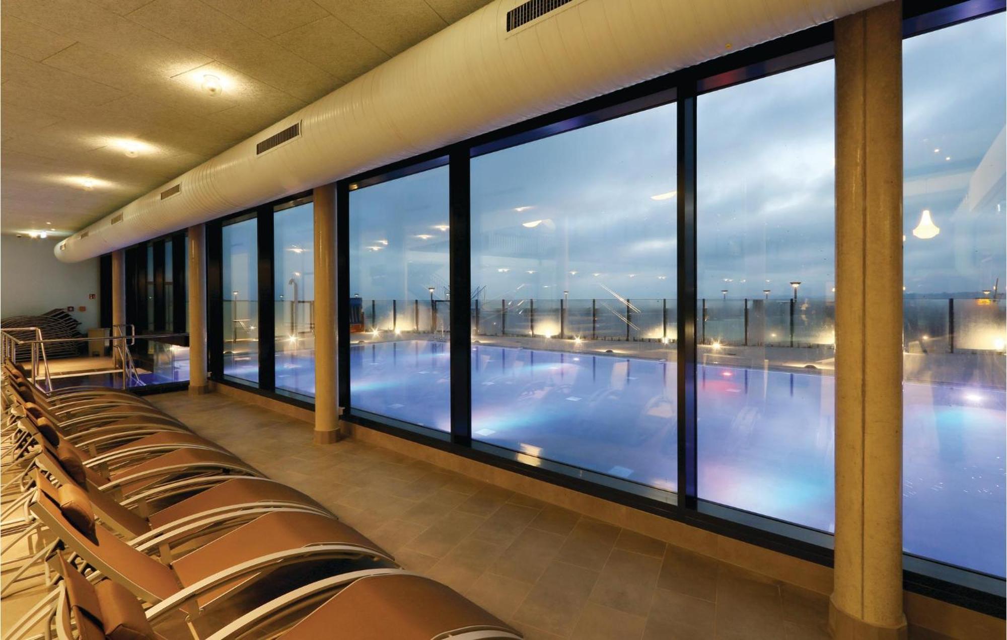 Cozy Apartment In Luebeck Travemuende With Sauna ภายนอก รูปภาพ